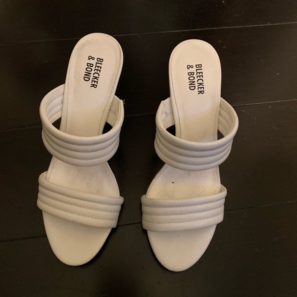 White heels Size 8 Bleecker & Bond